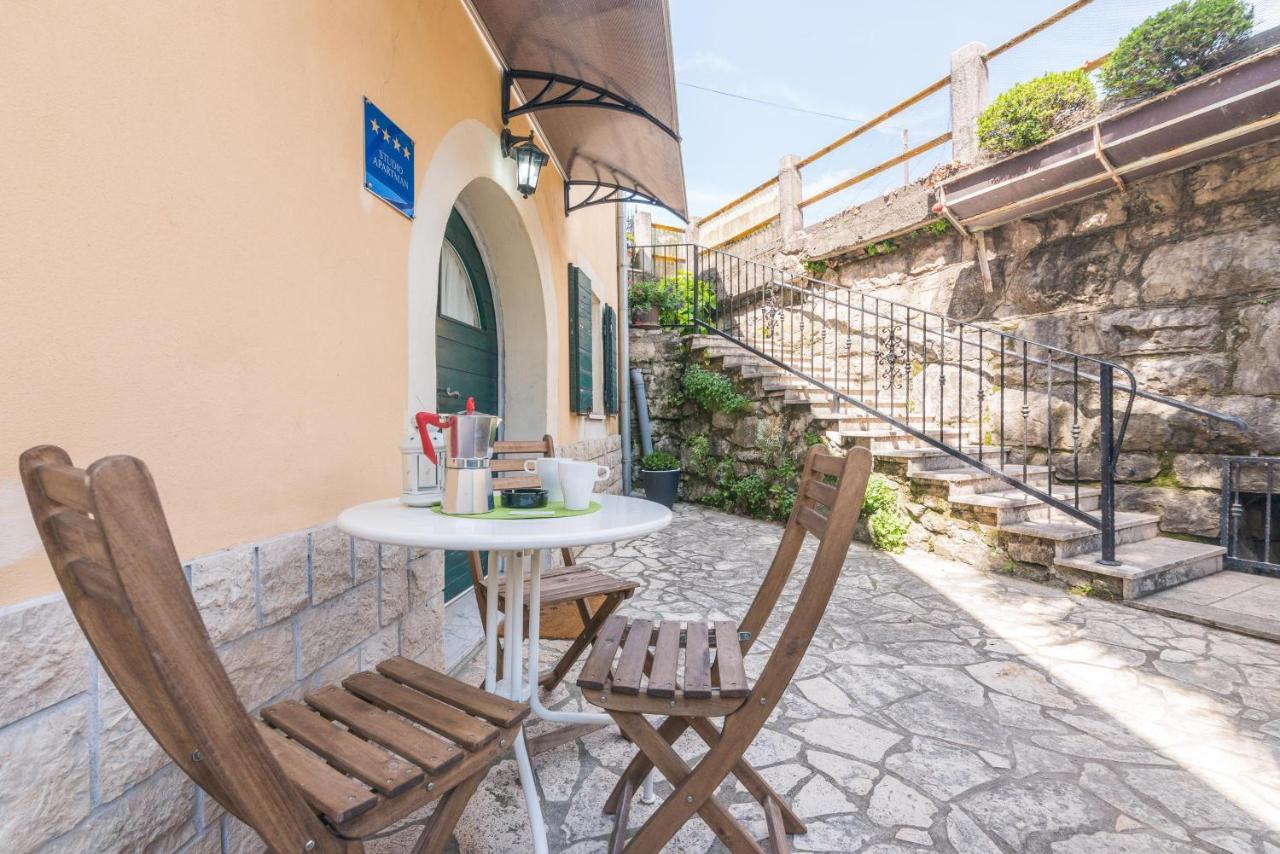 Apartment Gobac Ičići Exteriör bild