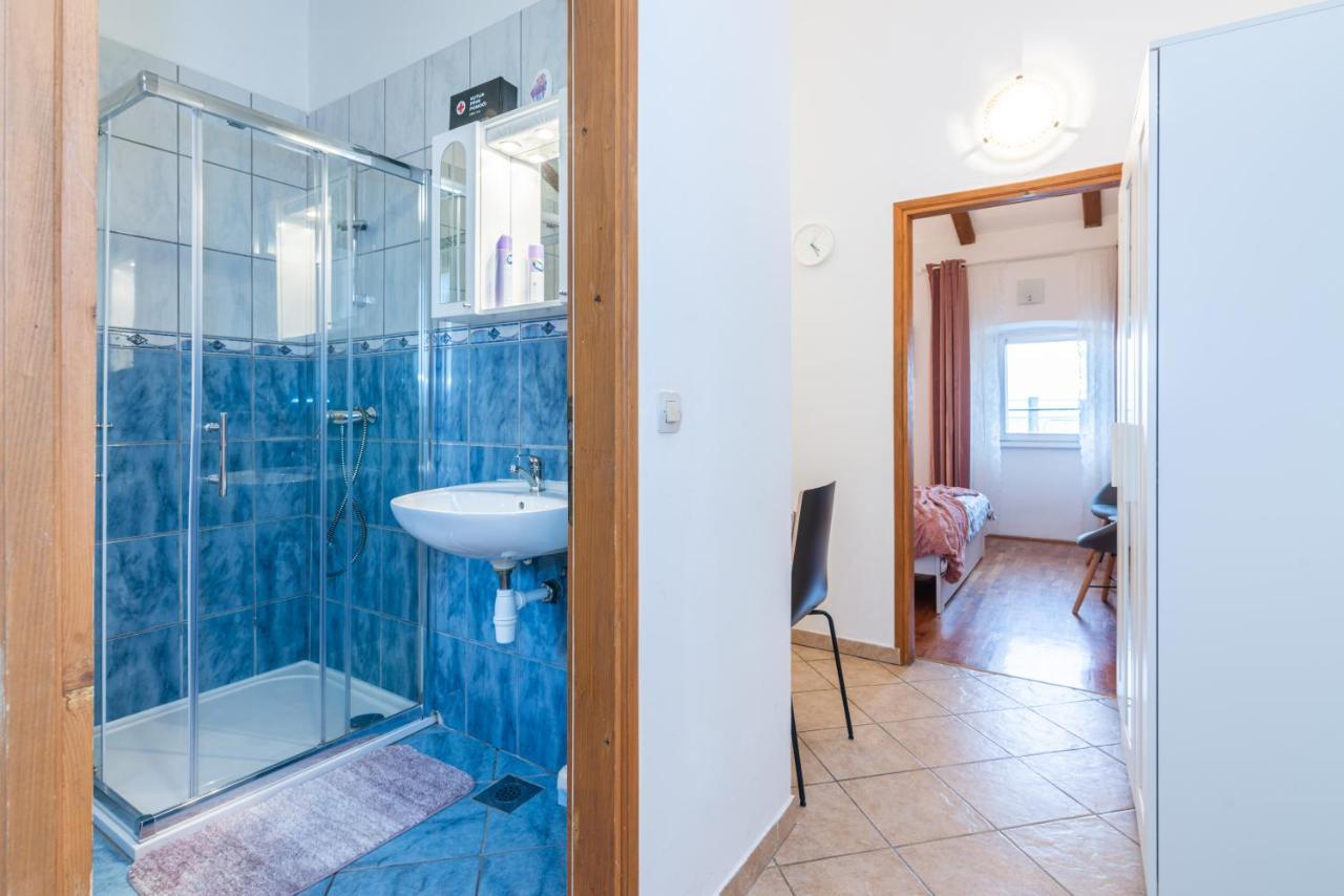 Apartment Gobac Ičići Exteriör bild