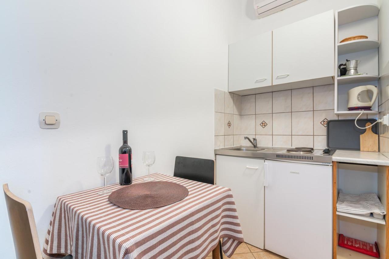 Apartment Gobac Ičići Exteriör bild